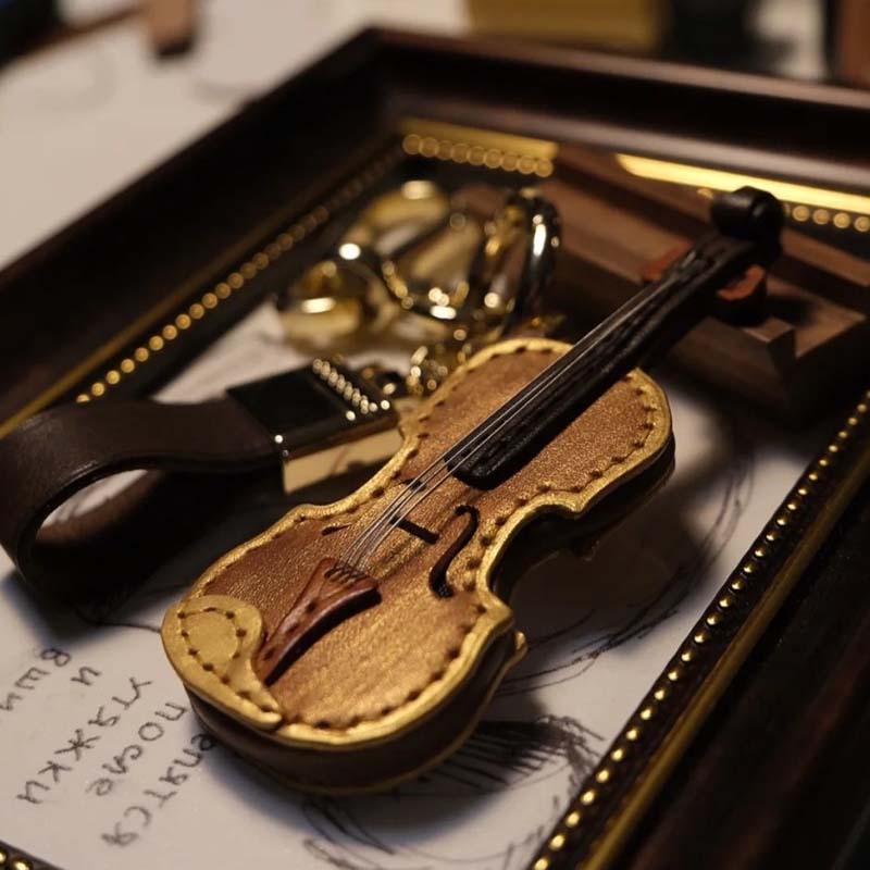 🎻Melody in Miniature: Violin Keychain for Music-Carried Days 🔑