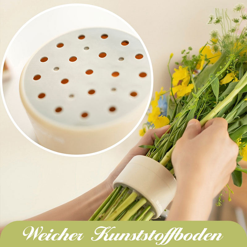 🌸 Perfect flower arrangement every time – spiral holder keeps stems exactly where you want them! 🌀
