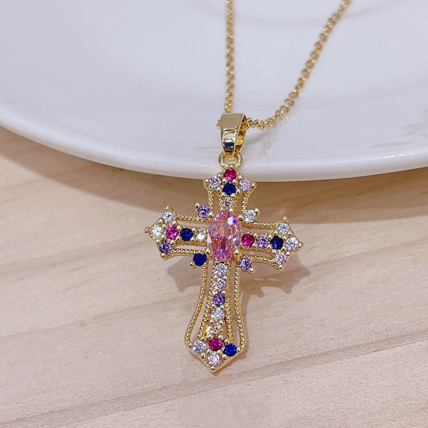 ✨Vintage punk cross necklace with cubic zirconia✨