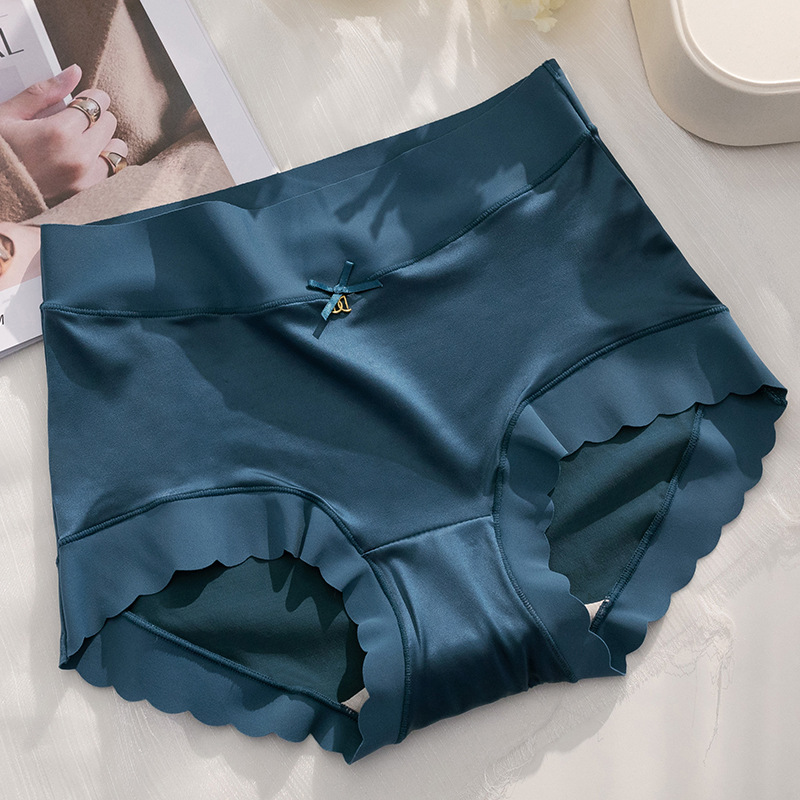 💖Size: 40-100 kg✨🎁Buy 1 get 2 (3-pack) 🎁Premium satin antibacterial Ice Silk moisture absorbing pantie