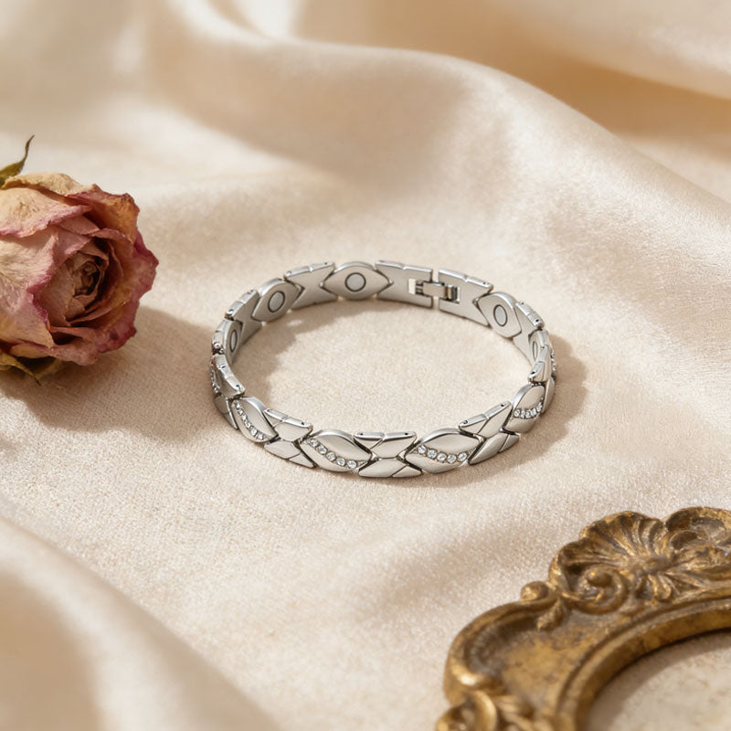 🌿Elegance in every detail – sparkling zirconia that catches everyone's attention! ✨